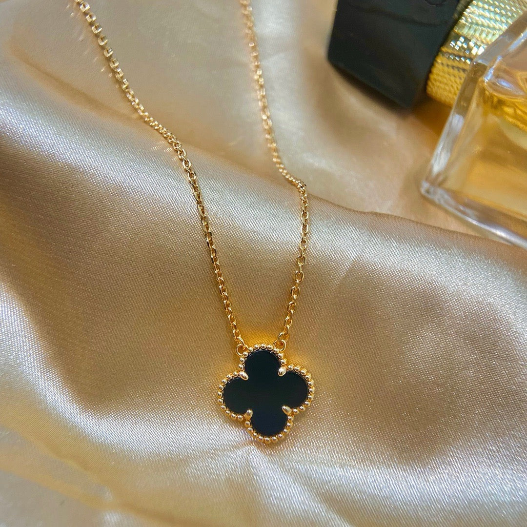 ¡®Dream¡¯CLOVER 15MM BLACK ONYX SINGLE FLOWER NECKLACE