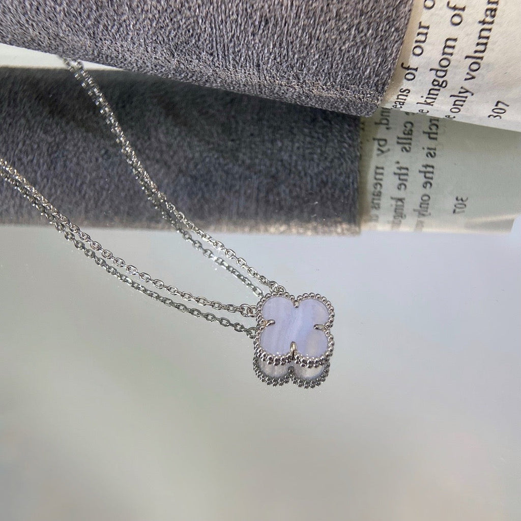 ¡®Dream¡¯CLOVER 15MM BLUE CHALCEDONY NECKLACE SILVER