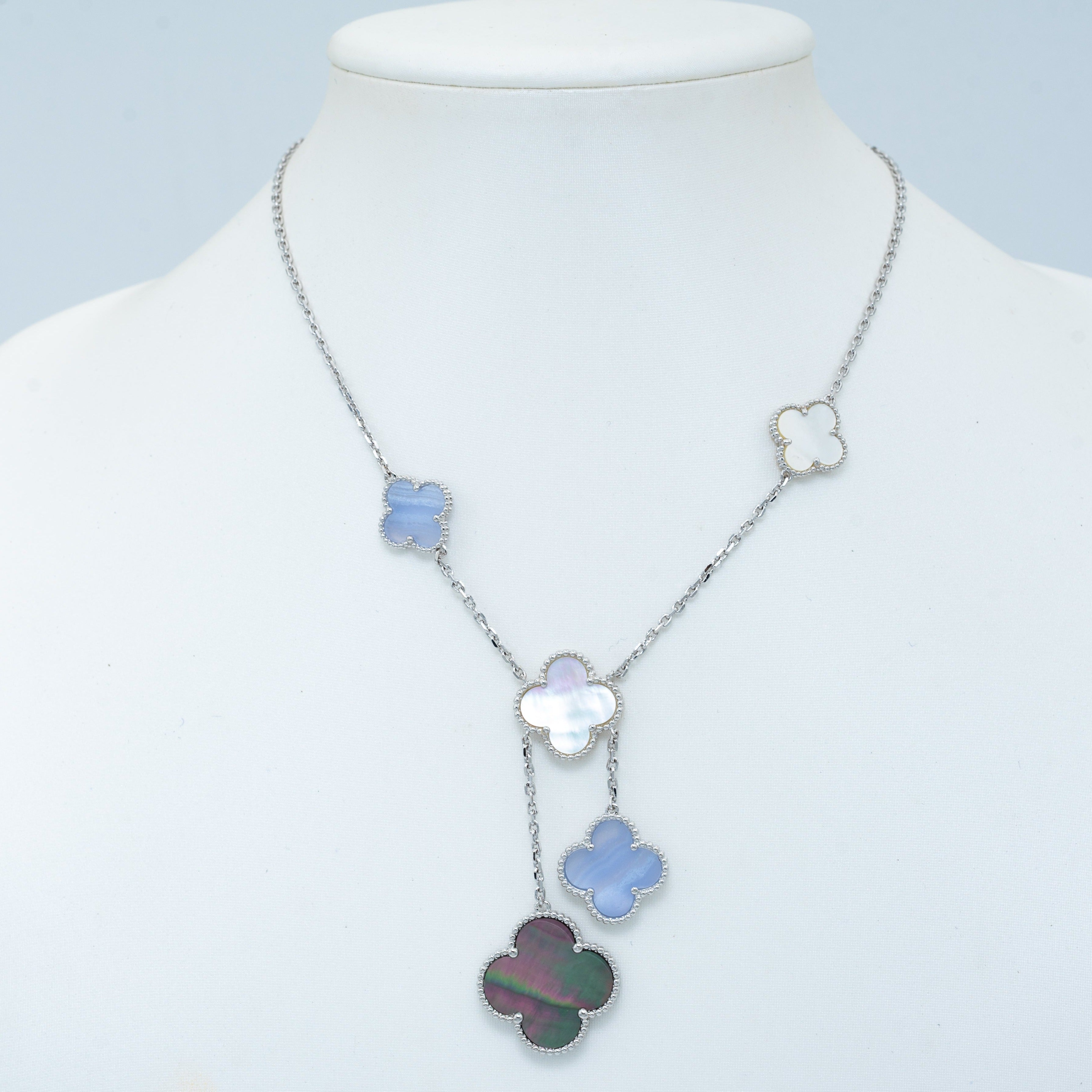 ¡®Dream¡¯CLOVER MOP CHALCEDONY NECKLACE SILVER 6 MOTIF