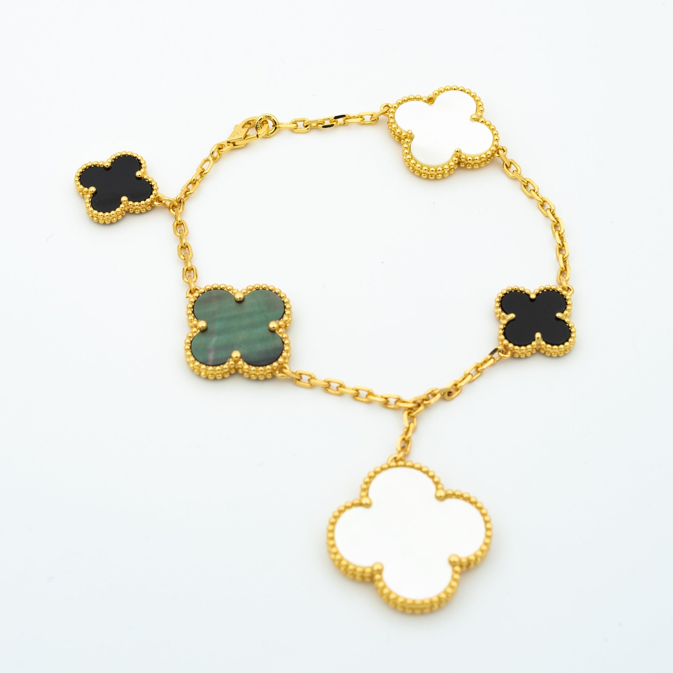 ¡®Dream¡¯CLOVER BRACELET 5 MOTIFS ONYX MOP