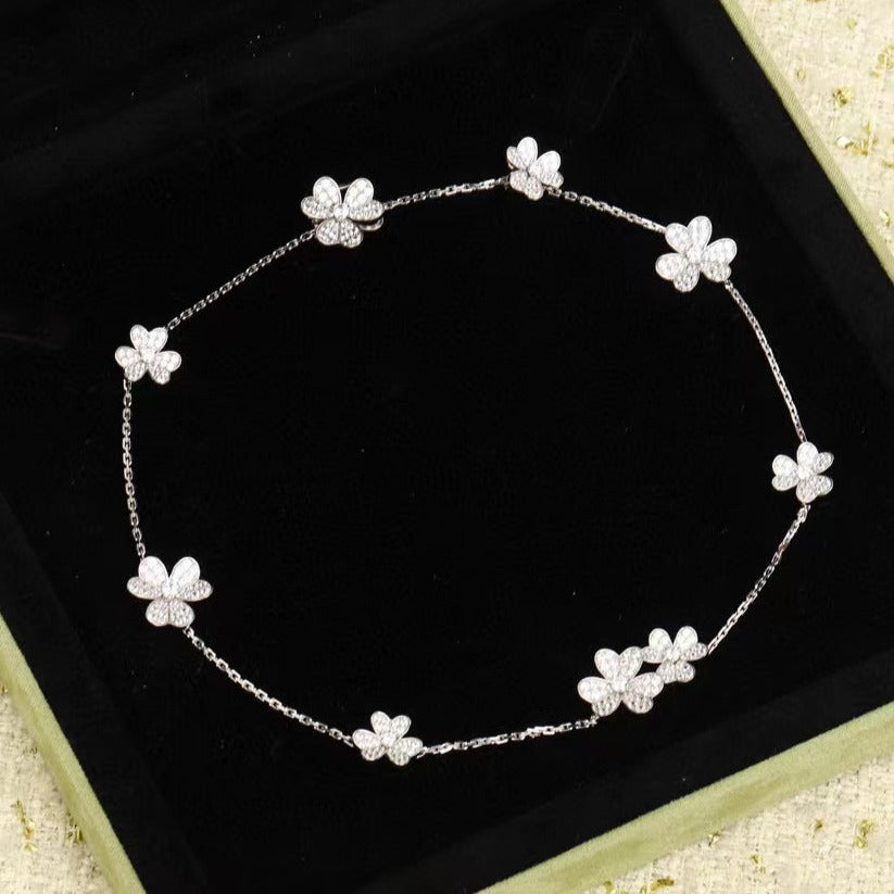¡®Dream¡¯FRIVOLE SILVER 9 FLOWERS NECKLACE