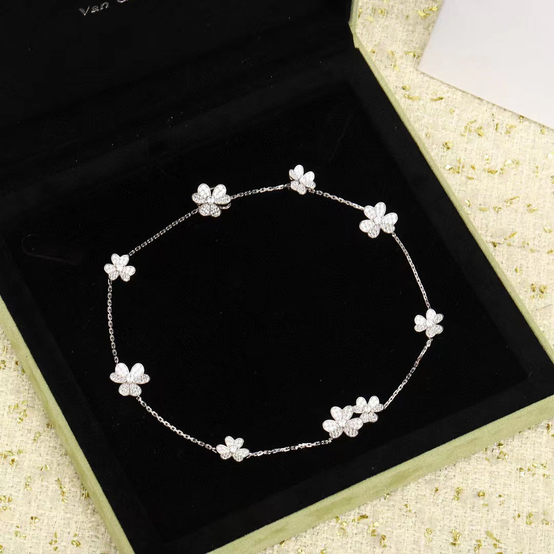 ¡®Dream¡¯FRIVOLE SILVER 9 FLOWERS NECKLACE