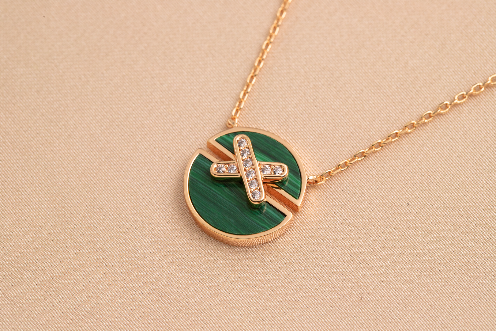 ¡®Dream¡¯JEUX DE PINK GOLD DIAMOND NECKLACE