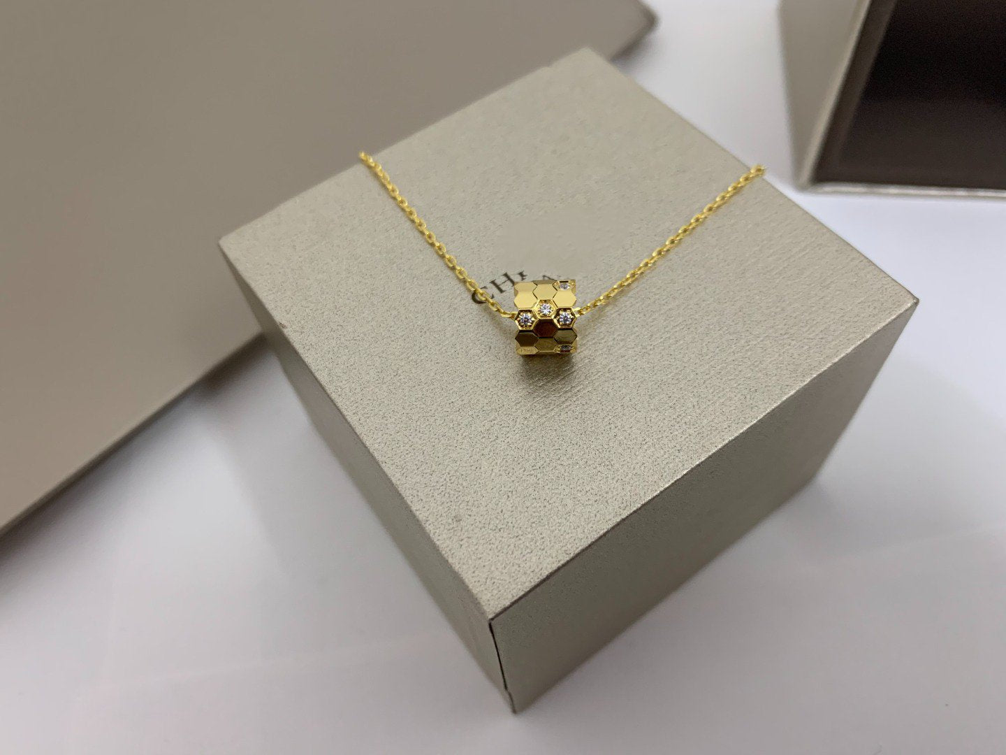 ¡®Dream¡¯BEE LOVE DIAMOND NECKLACE