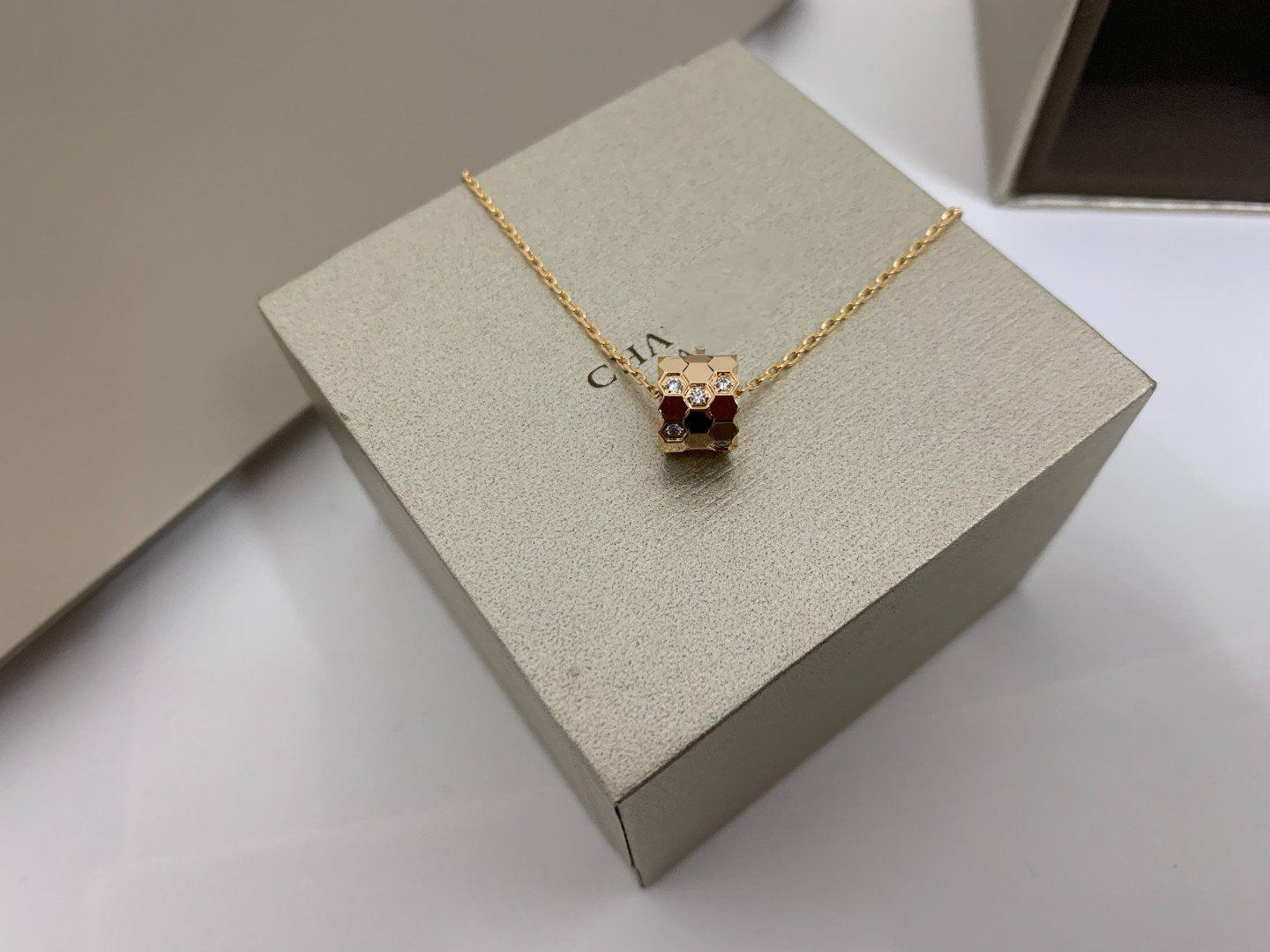 ¡®Dream¡¯BEE LOVE DIAMOND NECKLACE