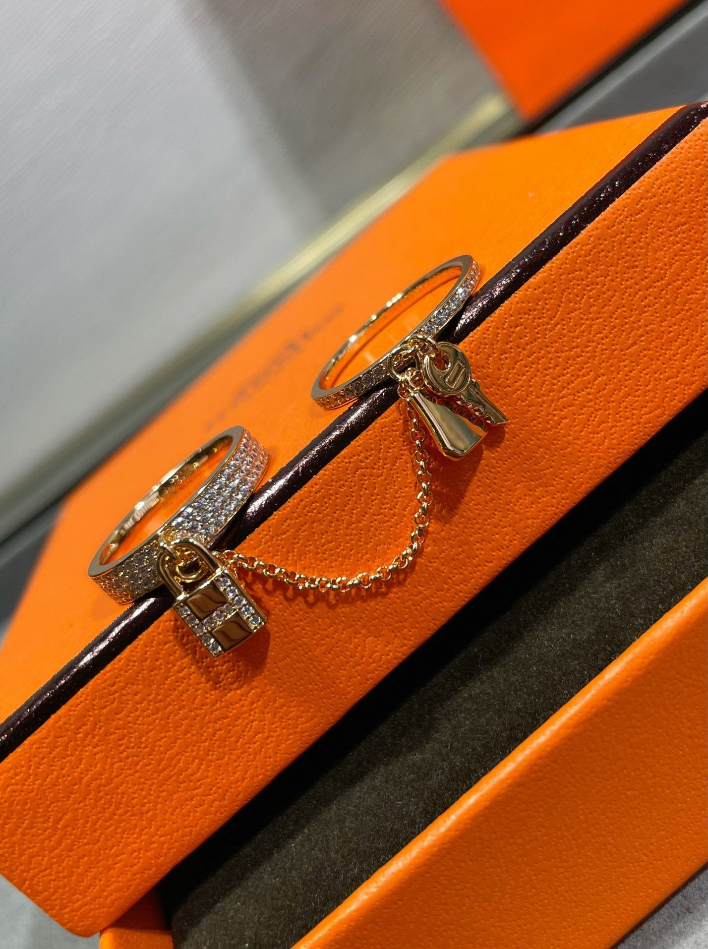 ¡®Dream¡¯HM KELLY CLOCHETTE DOUBLE RING IN  WITH DIAMONDS