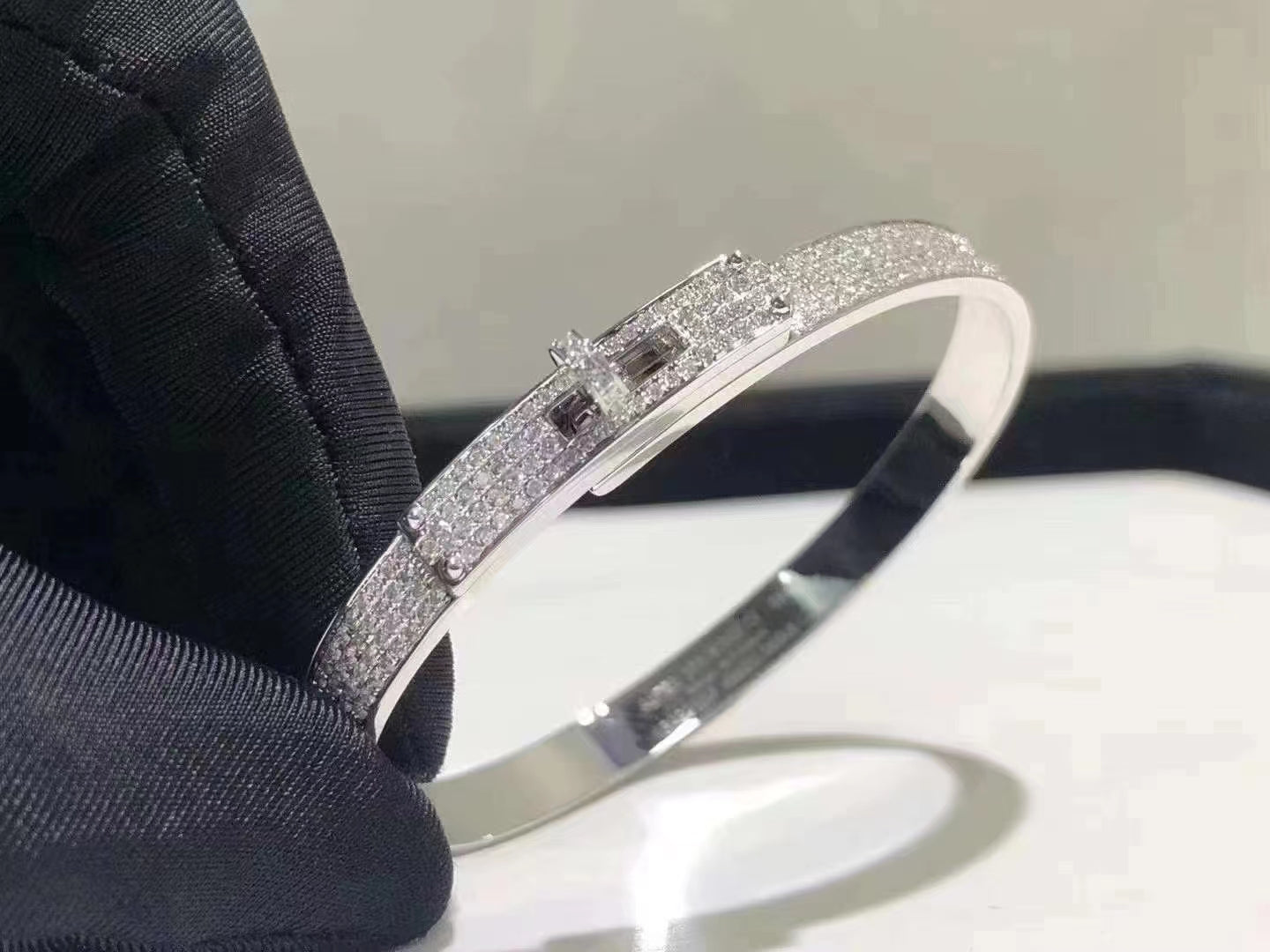 ¡®Dream¡¯HM KELLY BRACELET IN SILVER AND FULL PAVE DIAMOND