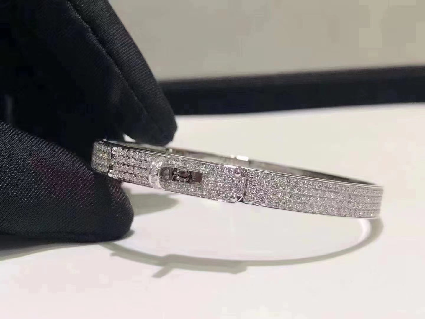 ¡®Dream¡¯HM KELLY BRACELET IN SILVER AND FULL PAVE DIAMOND