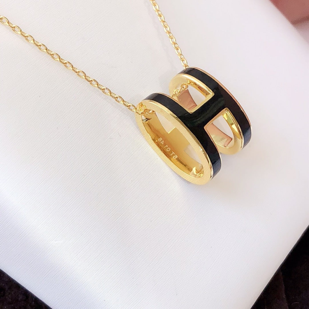 ¡®Dream¡¯HM CLIC BLACK ENAMEL GOLD NECKLACE