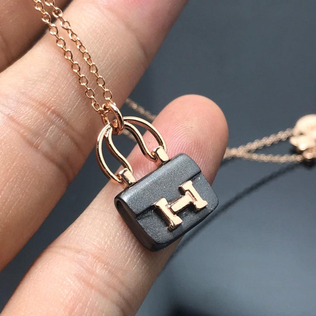 ¡®Dream¡¯WOMEN'S HM AMULETTES CONSTANCE PENDANT NECKLACE