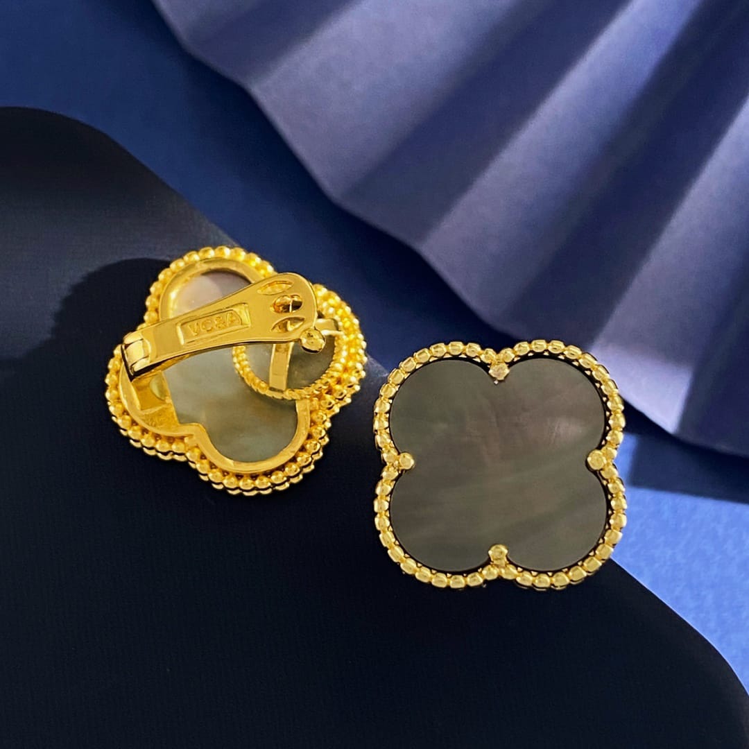 [¡®Dream¡¯]CLOVER  20MM GRAY MOP EARRINGS