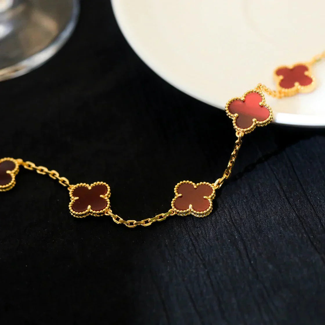 [Dream]New  CLOVER 5 MOTIF RED CORNELIAN BRACELET COLLECTION