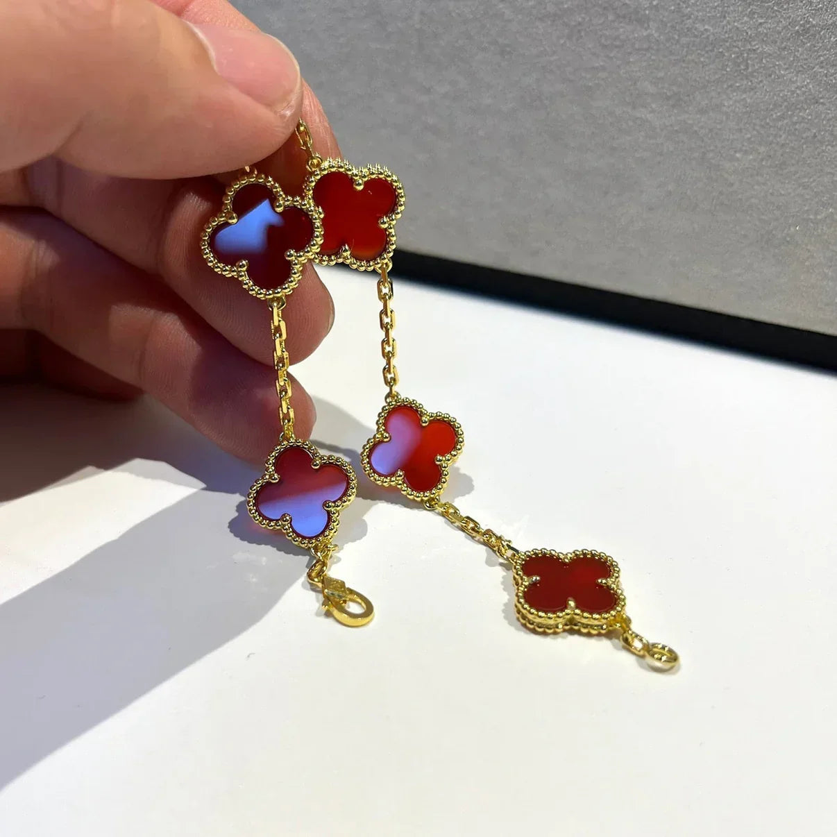 [Dream]New  CLOVER 5 MOTIF RED CORNELIAN BRACELET COLLECTION