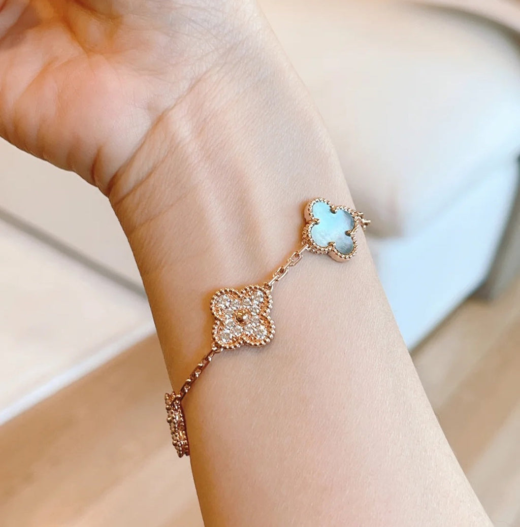 [Dream]New CLOVER 5 MOTIF GRAY MOP BRACELET COLLECTION