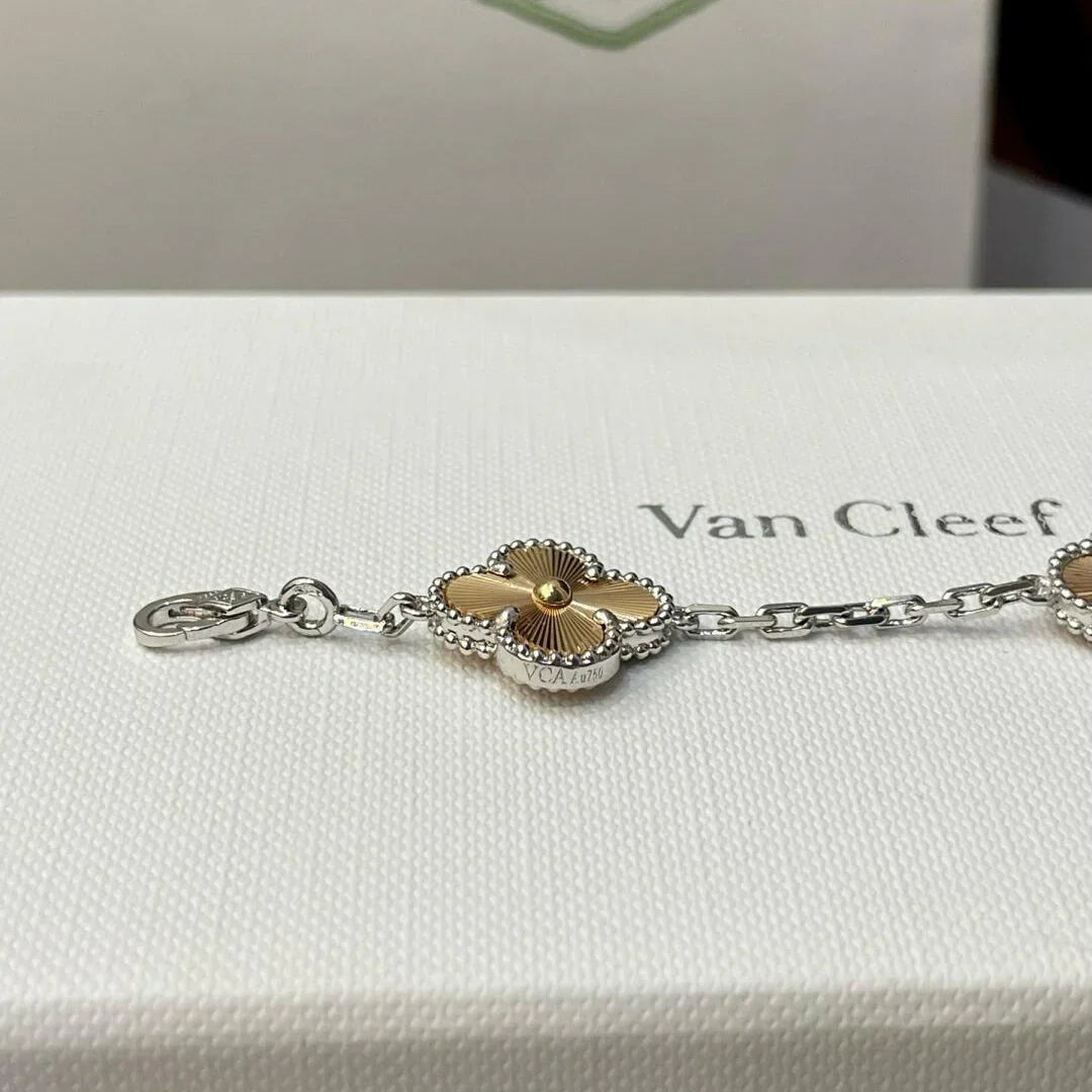 [Dream]New  CLOVER 5 MOTIF LASER BRACELET COLLECTION