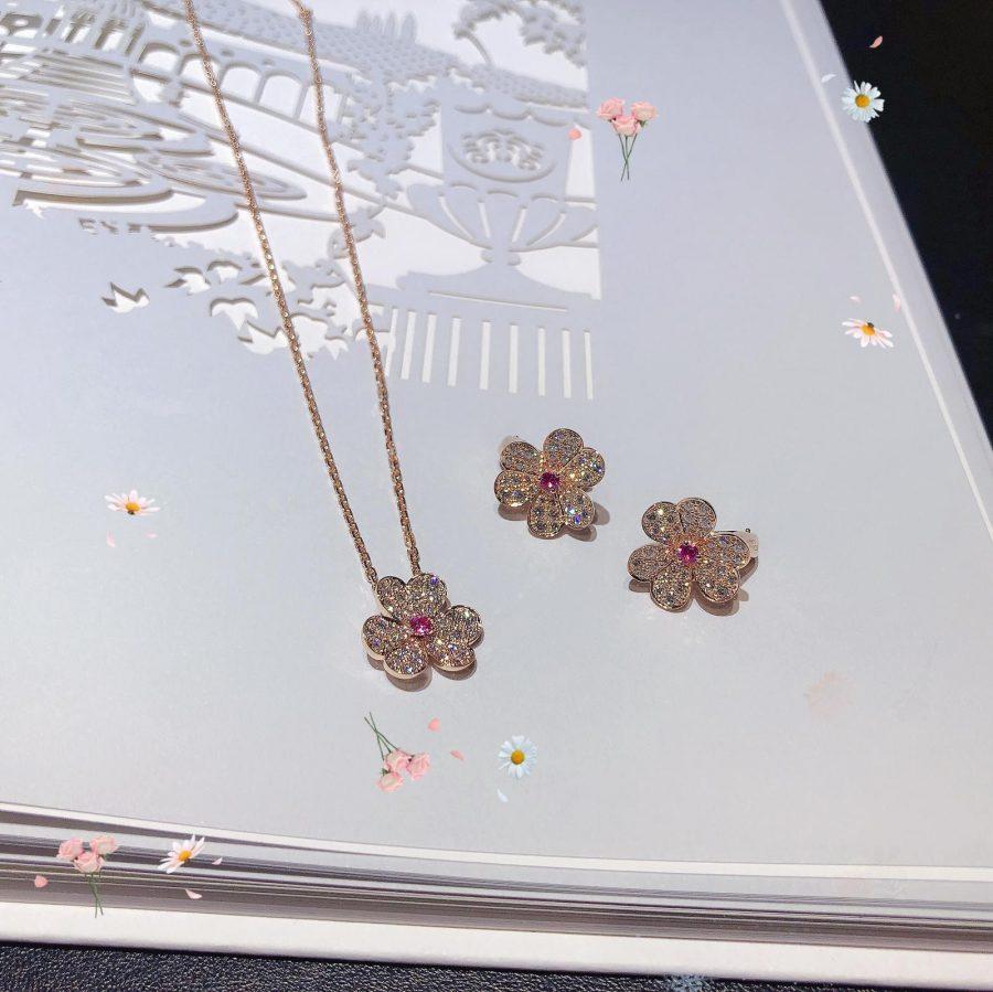 ¡®Dream¡¯FRIVOLE ROSE GOLD FLOWER DIAMOND NECKLACE