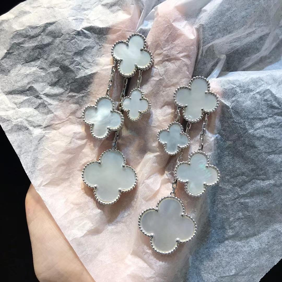 ¡®Dream¡¯CLOVER EARRINGS WHITE MOP 4 MOTIFS SILVER