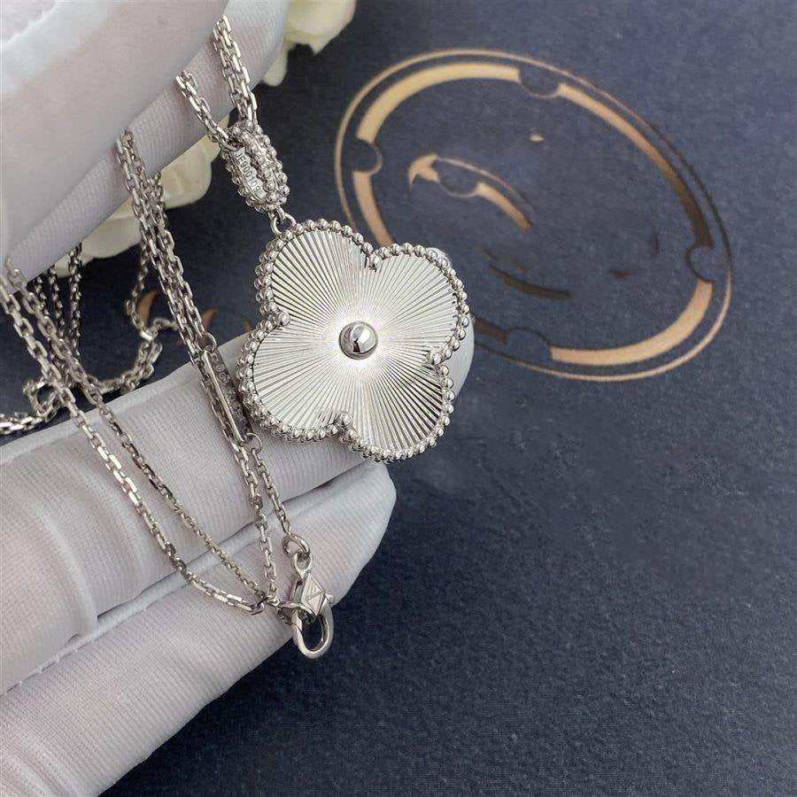 ¡®Dream¡¯CLOVER 25MM SILVER BIG CLOVER NECKLACE