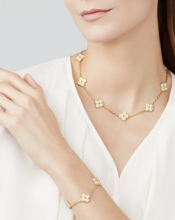 [¡®Dream¡¯]CLOVER 10 MOTIFS FULL DIAMOND NECKLACE