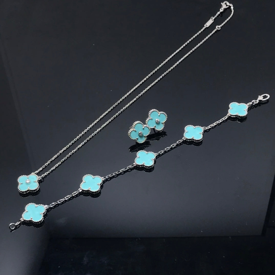 ¡®Dream¡¯CLOVER 1 DIAMOND BLUE SKY SILVER EARRINGS