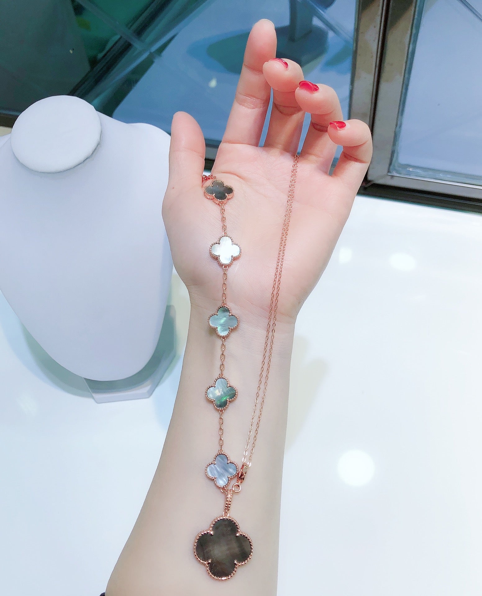 ¡®Dream¡¯COMBINED BRACELET 5 MOTIFS AND NECKLACE DARK MOP ROSE GOLD