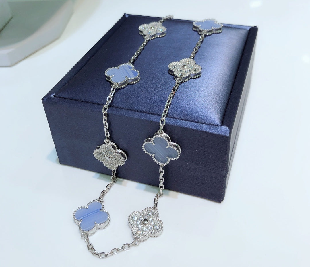 ¡®Dream¡¯CLOVER 10 MOTIFS CHALCEDONY DIAMONDS SILVER NECKLACE