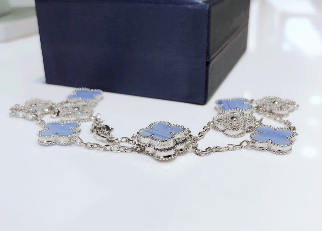¡®Dream¡¯CLOVER 10 MOTIFS CHALCEDONY DIAMONDS SILVER NECKLACE