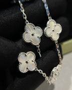 [Dream]New  CLOVER 5 MOTIF LASER BRACELET COLLECTION